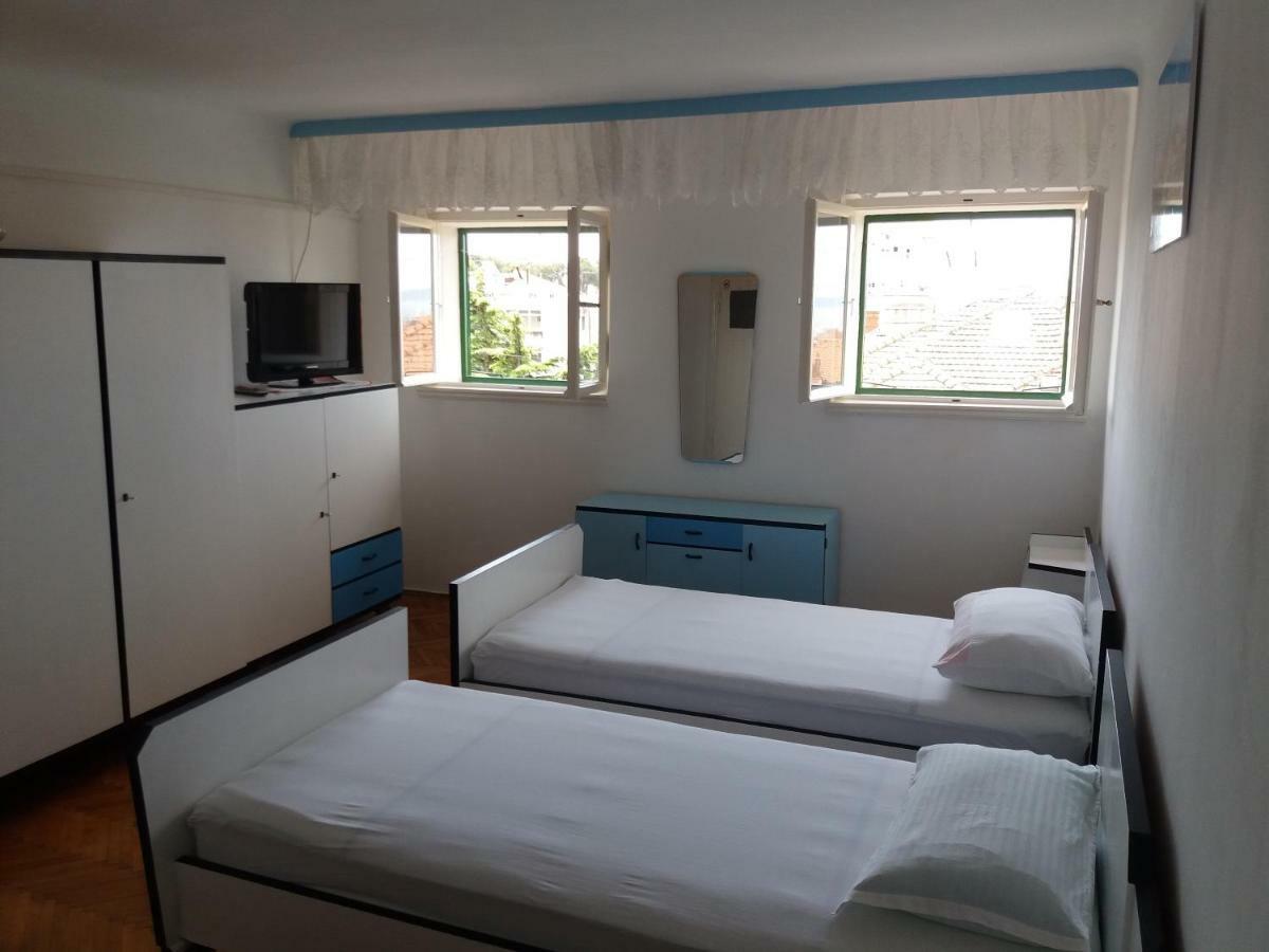 Apartma Bulic *